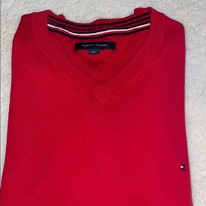 Tommy Hilfiger Men’s Bright Red V-Neck Sweater. 100% Cotton. Size XL